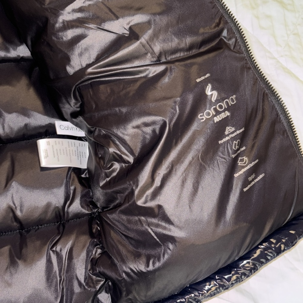 Coat - Picture 8 of 8